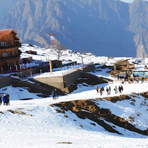Auli Holiday Package