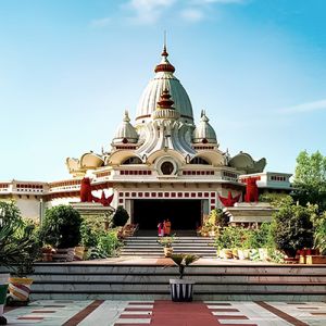 Flights to Lucknow