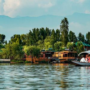Flights to Srinagar